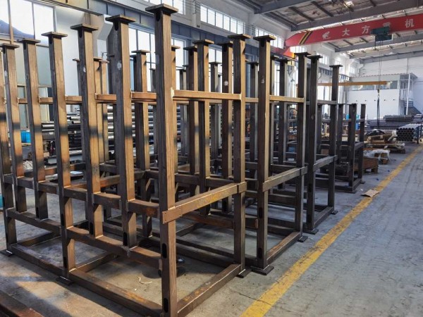 玻璃生產(chǎn)線(xiàn)配套裝備鋼結(jié)構(gòu)焊接